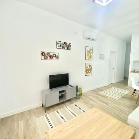 Apartamento Puente Praga Aparment Madrid Exterior foto