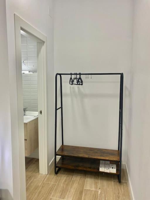 Apartamento Puente Praga Aparment Madrid Exterior foto