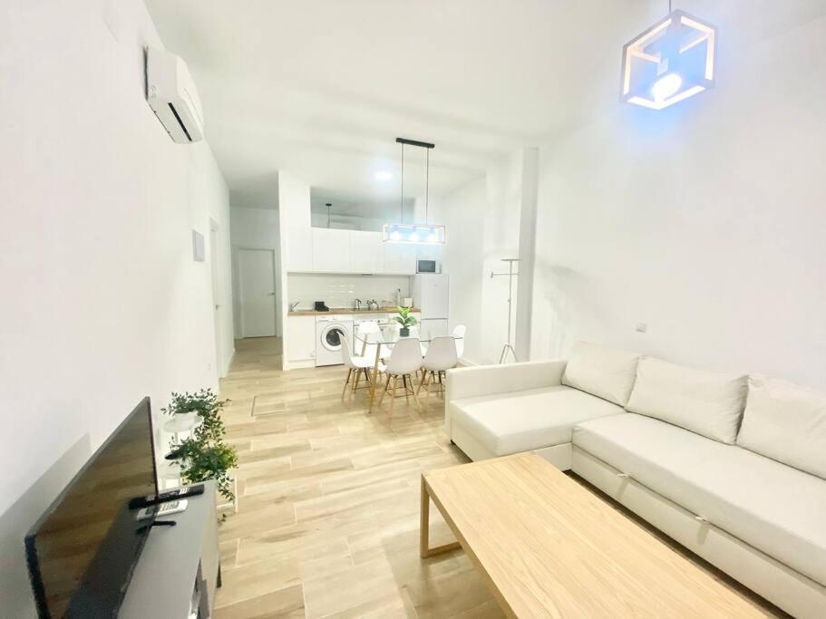 Apartamento Puente Praga Aparment Madrid Exterior foto