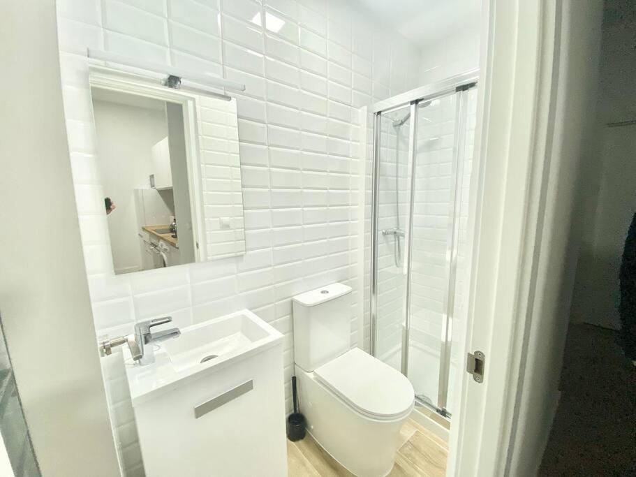 Apartamento Puente Praga Aparment Madrid Exterior foto