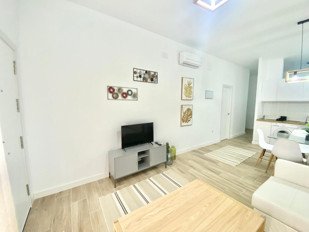 Apartamento Puente Praga Aparment Madrid Exterior foto